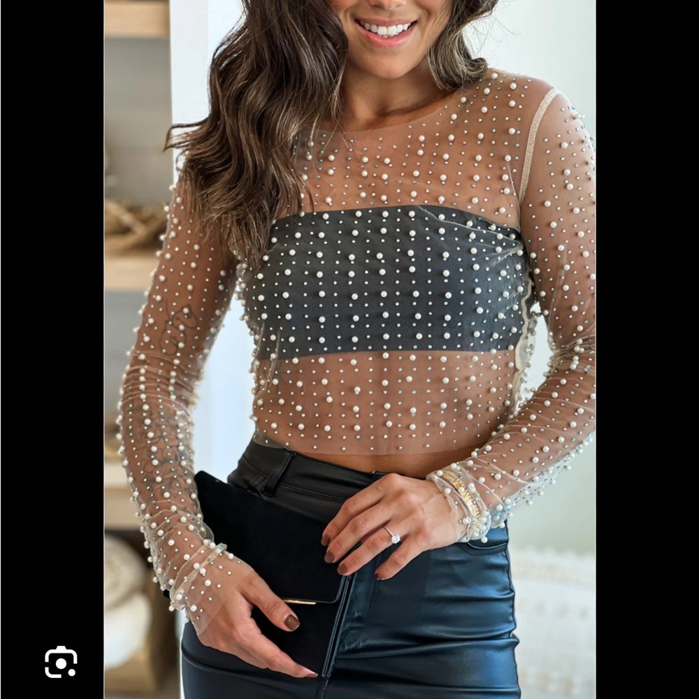 Vestique Black and Cream Pearl Sheer Crop Top Size M